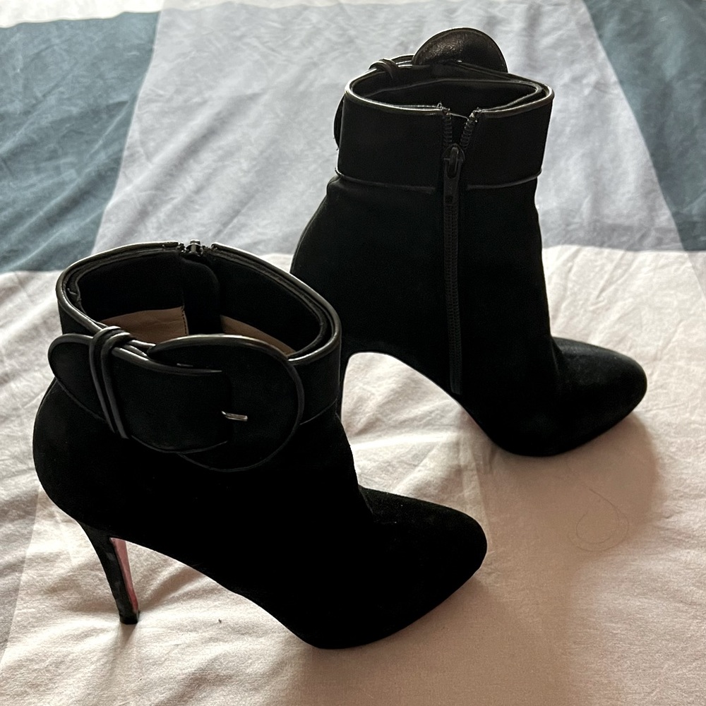 Christian louboutin boots black